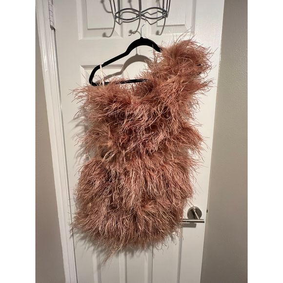 New *FLAW* The Bar Andre Dress in Champagne Size 6 REVOLVE MSRP $498 - Picture 4 of 9